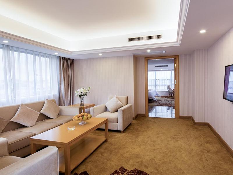 Vienna International Hotel Zhongshan Torch Development Zone Extérieur photo